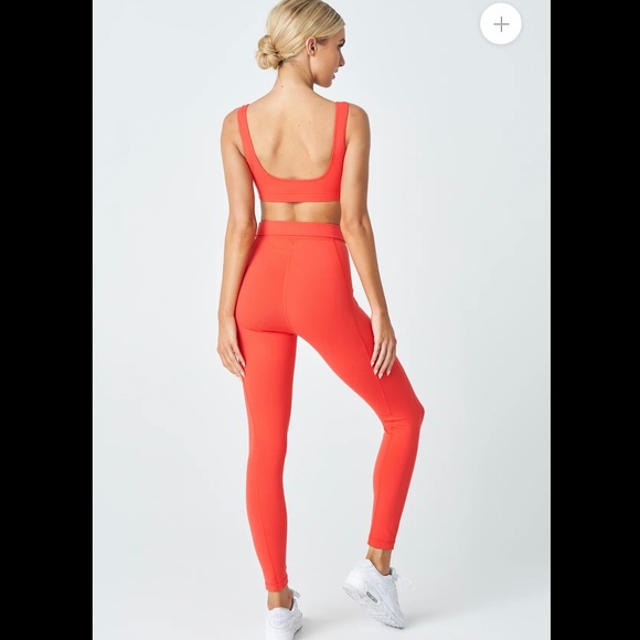 NWT! GIGI Monroe Leggins Sz. M - Picture 4 of 5